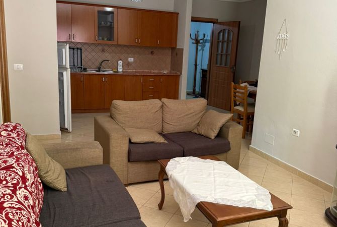 Shtepi me qera 3+1 ne Tirane - 55,000 Leke