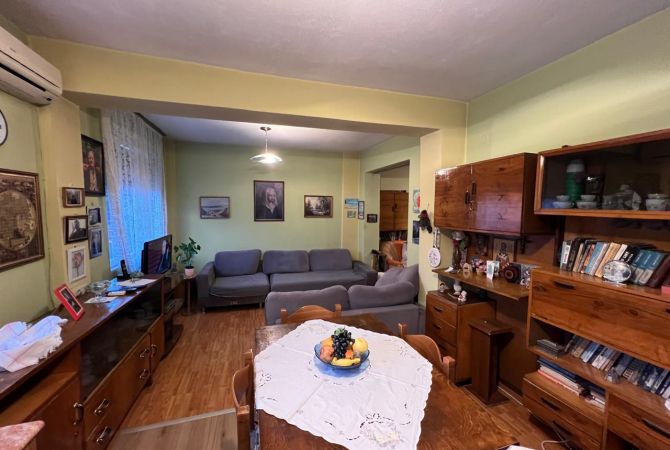 Shtepi me qera 2+1 ne Tirane - 600 Euro