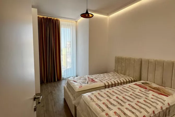 Shtepi me qera 2+1 ne Tirane - 800 Euro