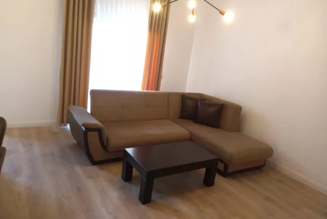 Casa in affitto 2+1 a Tirana - 70,000 Leke