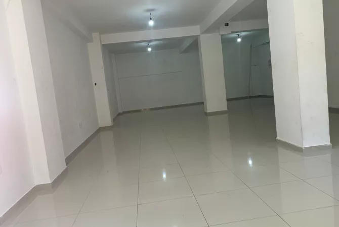 Ambient biznesi me qera 1+1 ne Tirane - 700 Euro