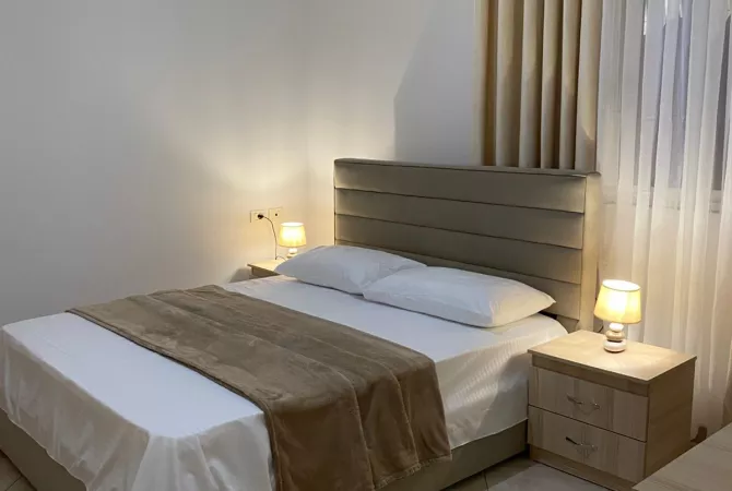 Shtepi me qera 1+1 ne Tirane - 40,000 Leke