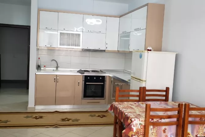 Shtepi me qera 1+1 ne Tirane - 45,000 Leke