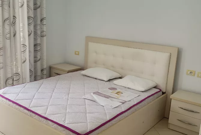 Shtepi me qera 1+1 ne Tirane - 45,000 Leke