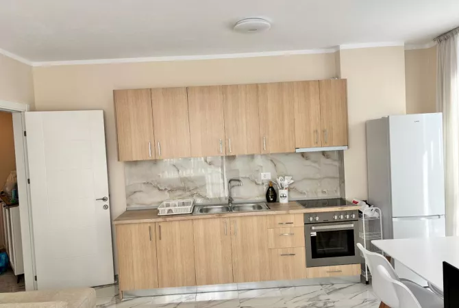 Shtepi me qera 1+1 ne Tirane - 550 Euro