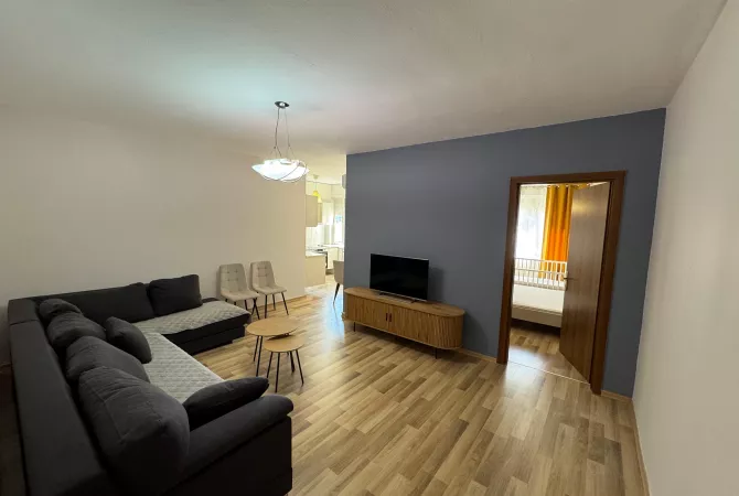 Shtepi me qera 1+1 ne Tirane - 650 Euro