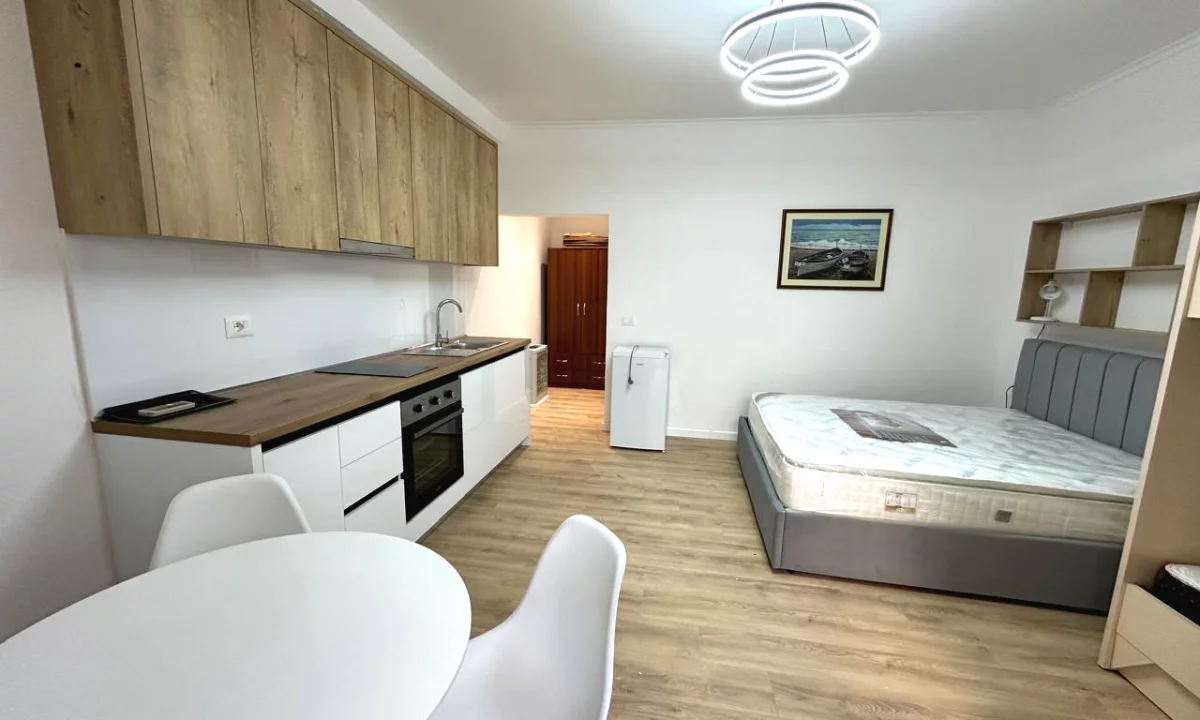Private house for rent in Tirana Garsoniere, Furnished