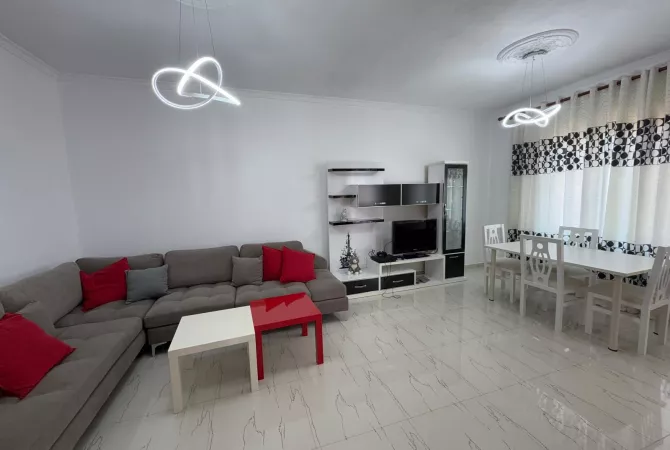 Casa in affitto 2+1 a Tirana - 60,000 Leke