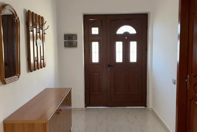 Casa in affitto 2+1 a Tirana - 60,000 Leke