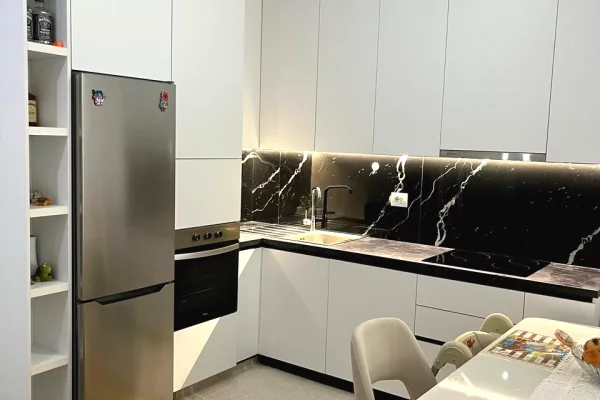 Shtepi me qera 1+1 ne Tirane - 45,000 Leke