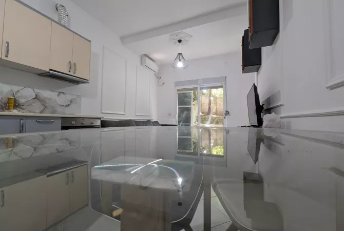 Shtepi ne shitje 2+1 ne Tirane - 160,000 Euro