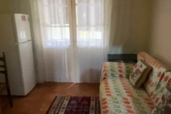 Shtepi me qera 2+1 ne Tirane - 45,000 Leke