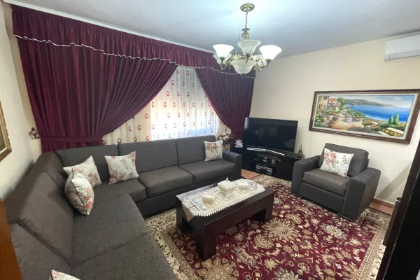 Shtepi me qera 2+1 ne Tirane - 55,000 Leke