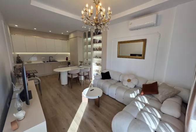 Shtepi me qera 1+1 ne Tirane - 750 Euro