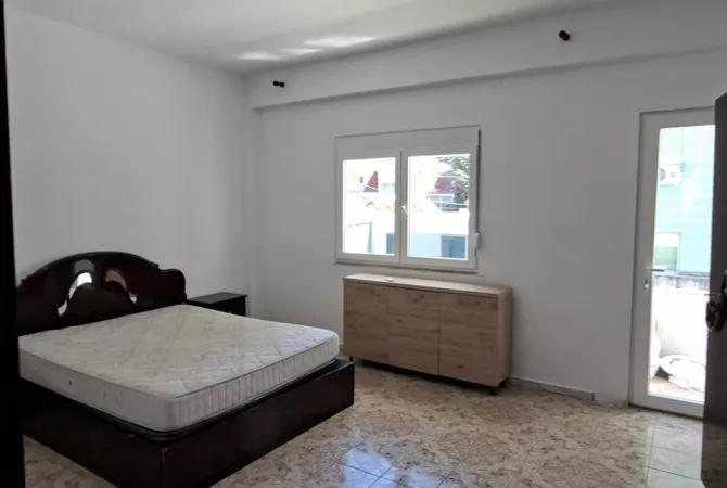 House for Rent 1+1 in Tirana - 50,000 Leke