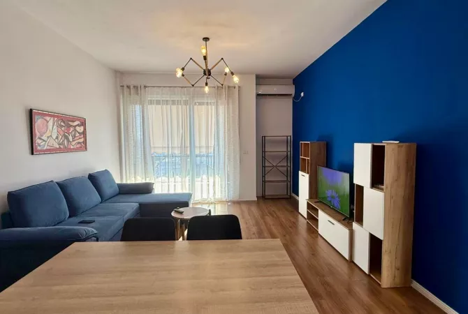 Shtepi me qera 2+1 ne Tirane - 65,000 Leke