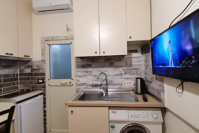 Shtepi me qera Garsoniere ne Tirane - 35,000 Leke