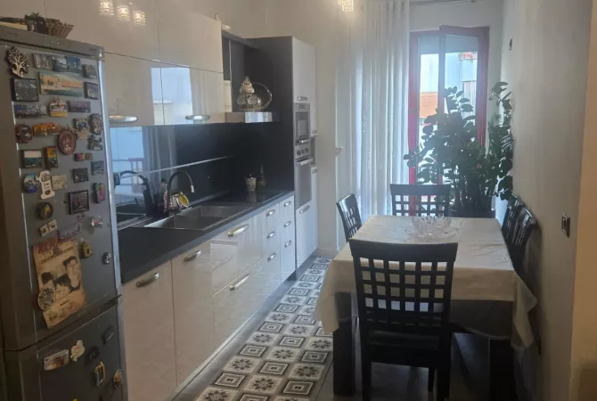 Casa in affitto 1+1 a Tirana - 500 Euro