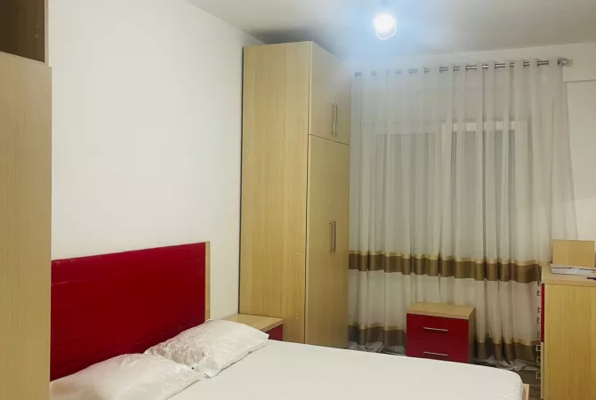 Shtepi me qera 2+1 ne Tirane - 60,000 Leke
