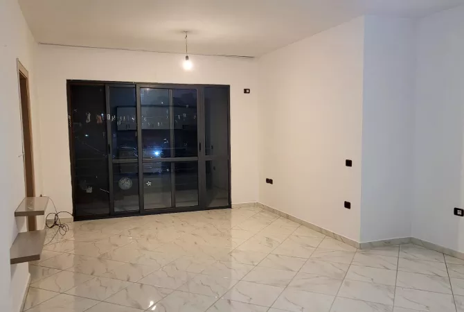 Shtepi me qera 2+1 ne Tirane - 380 Euro