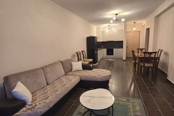 Casa in affitto 2+1 a Tirana - 50,000 Leke