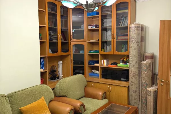 Shtepi me qera 2+1 ne Tirane - 65,000 Leke