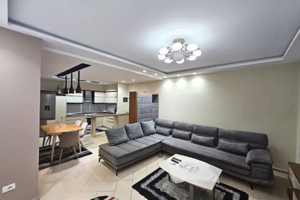 Casa in affitto 2+1 a Tirana - 65,000 Leke