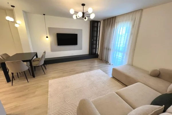 Casa in affitto 2+1 a Tirana - 1,100 Euro