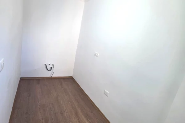 Shtepi ne shitje 2+1 ne Tirane - 149,000 Euro