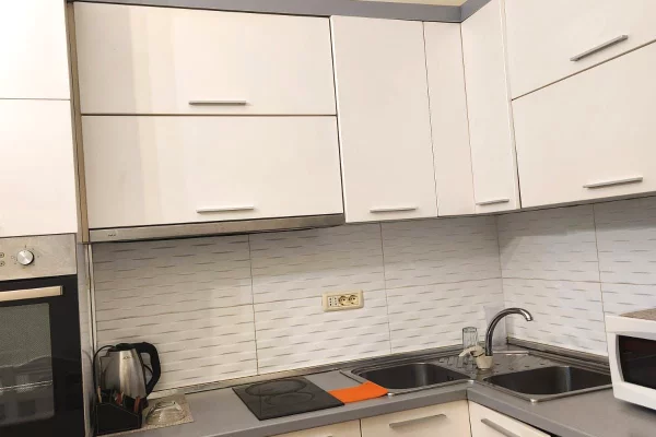 Shtepi me qera 2+1 ne Tirane - 600 Euro