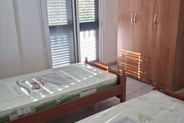Shtepi me qera 2+1 ne Tirane - 45,000 Leke