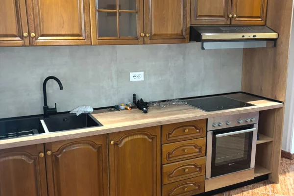 Shtepi me qera 1+1 ne Tirane - 450 Euro