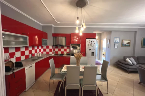 Shtepi me qera 2+1 ne Tirane - 600 Euro