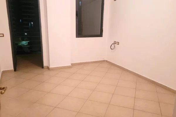 Shtepi me qera 2+1 ne Tirane - 35,000 Leke