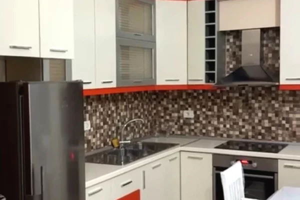 Shtepi me qera 2+1 ne Tirane - 45,000 Leke