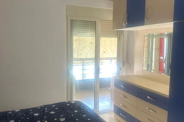 Shtepi me qera 1+1 ne Tirane - 450 Euro