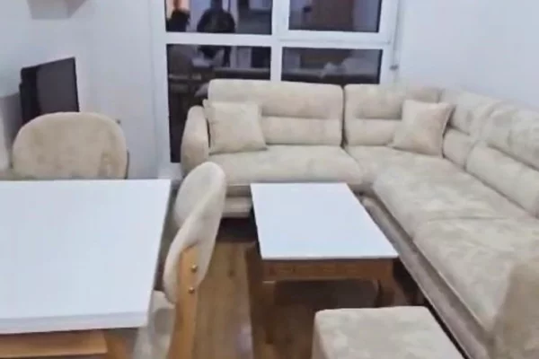 Shtepi me qera 1+1 ne Tirane - 45,000 Leke