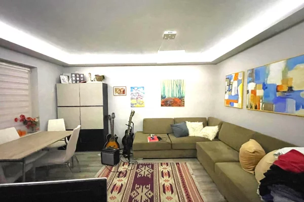 House for Rent 2+1 in Tirana - 65,000 Leke