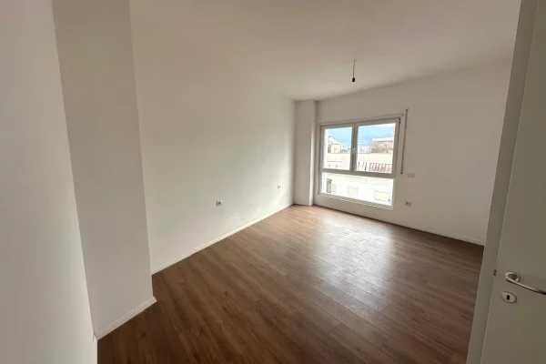 Shtepi ne shitje 2+1 ne Tirane - 295,000 Euro