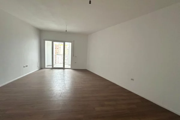 Shtepi ne shitje 2+1 ne Tirane - 295,000 Euro