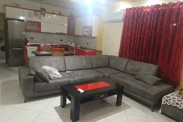 Shtepi me qera 2+1 ne Tirane - 60,000 Leke