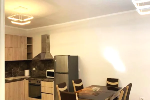 Casa in affitto 1+1 a Tirana - 700 Euro