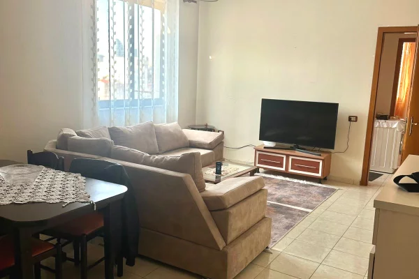 Casa in affitto 1+1 a Tirana - 530 Euro