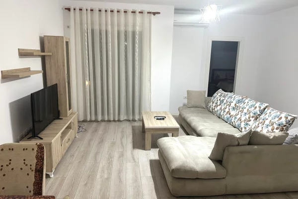 House for Rent 1+1 in Tirana - 60,000 Leke