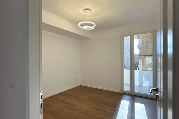 Shtepi ne shitje 2+1 ne Tirane - 118,000 Euro