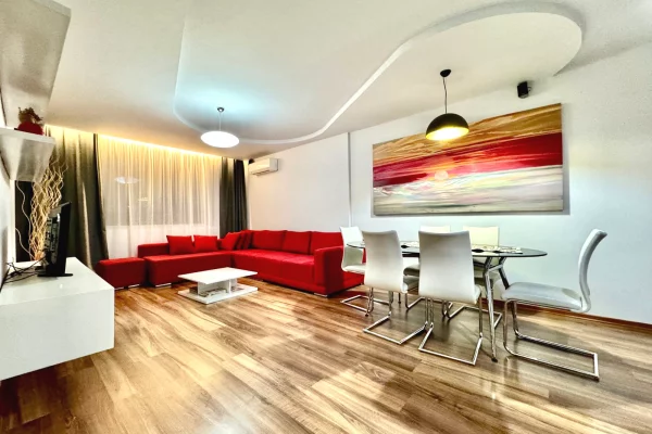 Shtepi me qera 1+1 ne Tirane - 70,000 Leke