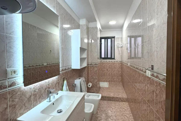 Apartment for rent in Tirana 1+1, Furnished