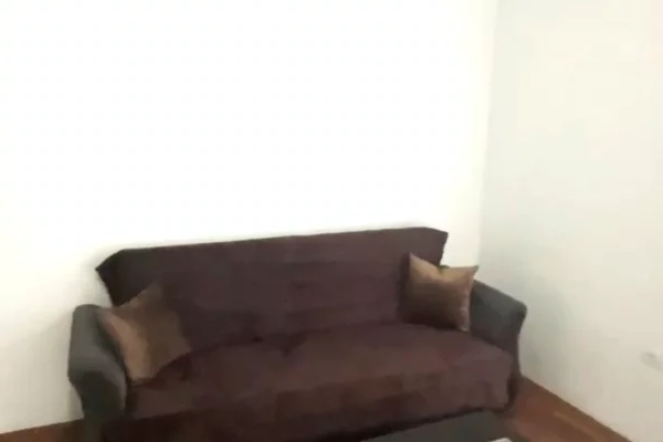 Shtepi me qera 1+1 ne Tirane - 500 Euro