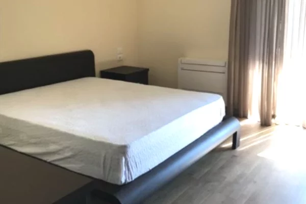 Shtepi me qera 2+1 ne Tirane - 60,000 Leke