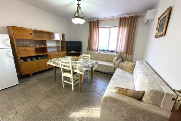 Shtepi me qera 2+1 ne Tirane - 600 Euro